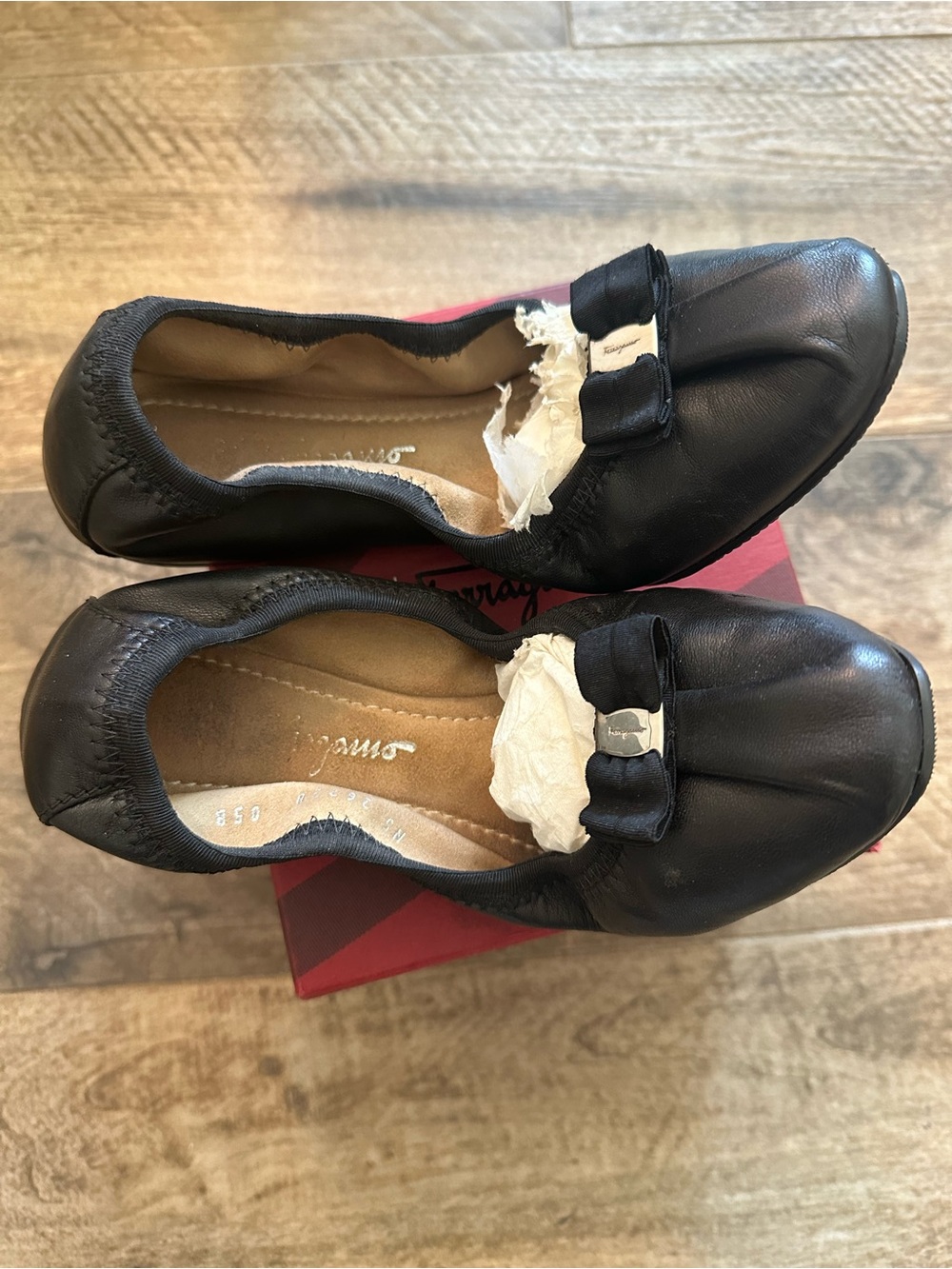 Salvatore Ferragamo Black Leather Bow Ballet Flats